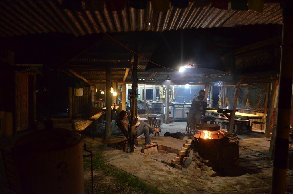 La Brujula Hostel لا بالوما المظهر الخارجي الصورة